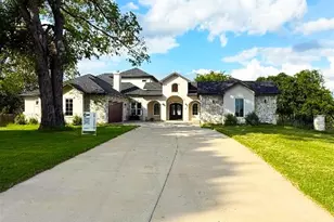 128 Gloria Blvd, Smithville, TX 78957 - Photo 35