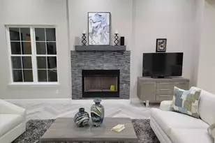 128 Gloria Blvd, Smithville, TX 78957 - Photo 11