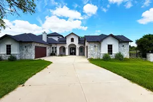 128 Gloria Blvd, Smithville, TX 78957 - Photo 1