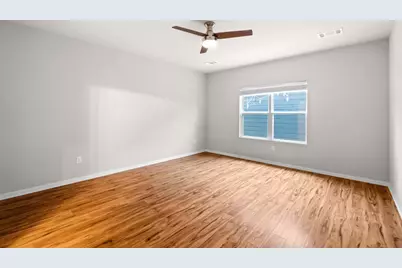 300 Eagle Lake Drive, Hutto, TX 78634 - Photo 19