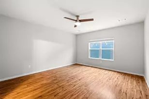 300 Eagle Lake Dr, Hutto, TX 78634 - Photo 19