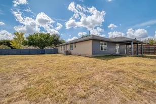 1204 Delia Chapa, Hutto, TX 78634 - Photo 29
