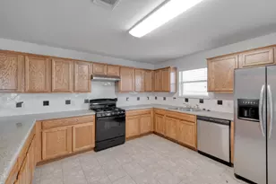 1204 Delia Chapa, Hutto, TX 78634 - Photo 13