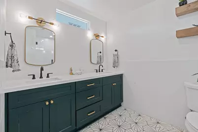 4916 Transit Circle, Austin, TX 78727 - Photo 11