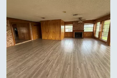 713 Fm 153, Smithville, TX 78957 - Photo 19