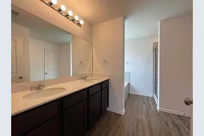 601 Chickasaw Lane, Hutto, TX 78634 - Photo 5