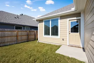 109 Watch Hl, Jarrell, TX 76537 - Photo 33