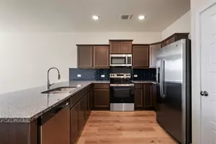 109 Watch Hl, Jarrell, TX 76537 - Photo 11