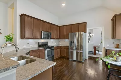 528 Loma Cedro Bend, Leander, TX 78641 - Photo 5