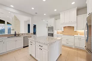 917 Coolabah Ave, New Braunfels, TX 78132 - Photo 13