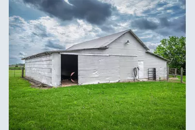 851 & 877 County Road 455, Coupland, TX 78615 - Photo 37