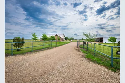 851 & 877 County Road 455, Coupland, TX 78615 - Photo 39