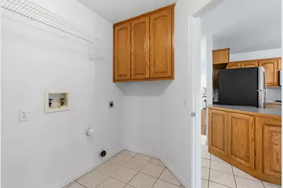 207 Meadow Oaks Drive, Dripping Springs, TX 78620 - Photo 19
