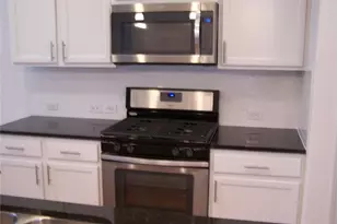 2214 Capulet St, Austin, TX 78741 - Photo 3