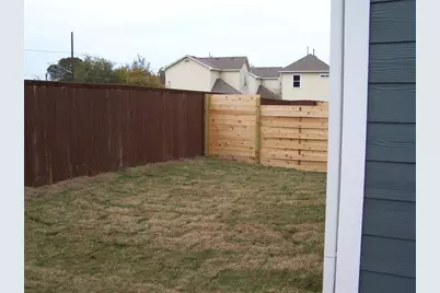 2214 Capulet Street, Austin, TX 78741 - Photo 27