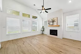 112 Monza Bnd, Liberty Hill, TX 78642 - Photo 13