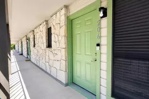 4307 S 1st St, Austin, TX 78745 - Photo 3