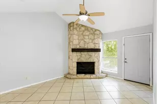 4307 S 1st St, Austin, TX 78745 - Photo 5