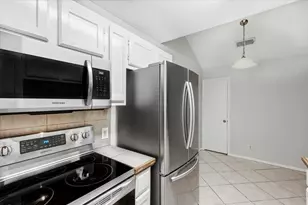 4307 S 1st St, Austin, TX 78745 - Photo 11