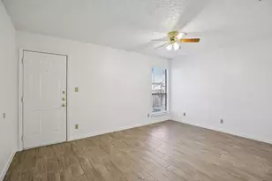 8804 Cainwood Ln, Austin, TX 78729 - Photo 17