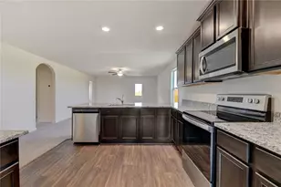 100 Dupont Pass, Jarrell, TX 76537 - Photo 5