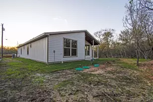 336 Nene Ln, Bastrop, TX 78602 - Photo 31