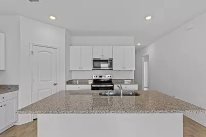 335 Boatman Cove, Seguin, TX 78666 - Photo 7