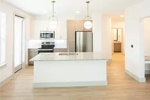 3100 Scofield Ridge Parkway, Austin, TX 78727 - Photo 15