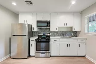 1612 Elmhurst Dr, Austin, TX 78741 - Photo 15