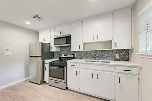 1612 Elmhurst Dr, Austin, TX 78741 - Photo 3