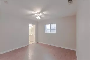 2005 Matthews Ln, Austin, TX 78745 - Photo 13