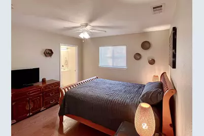 2005 Matthews Lane #2, Austin, TX 78745 - Photo 9