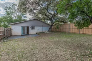 2005 Matthews Ln, Austin, TX 78745 - Photo 23