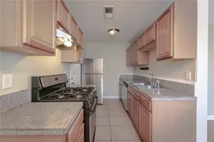 2005 Matthews Ln, Austin, TX 78745 - Photo 11