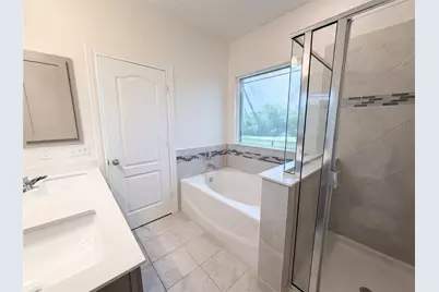401 Fort William Street #33, Hutto, TX 78634 - Photo 13