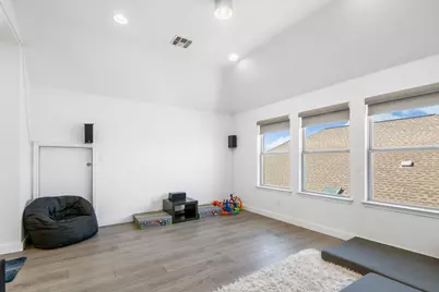 909 Zacarias Drive, Leander, TX 78641 - Photo 27