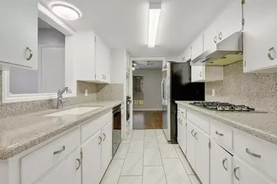 305 Starbright Drive, Austin, TX 78745 - Photo 7