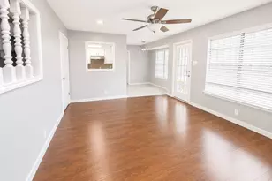 305 Starbright Dr, Austin, TX 78745 - Photo 5