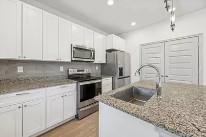 18812 Nicklaus Drive, Point Venture, TX 78645 - Photo 13