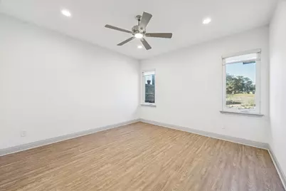 18812 Nicklaus Drive, Point Venture, TX 78645 - Photo 13