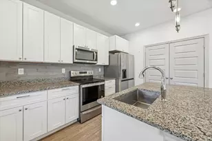 18812 Nicklaus Dr, Point Venture, TX 78645 - Photo 11