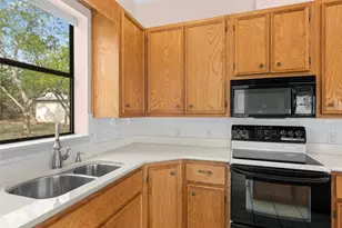 140 Donna Dr, Wimberley, TX 78676 - Photo 13