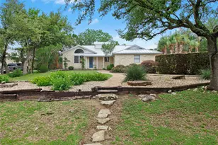 140 Donna Dr, Wimberley, TX 78676 - Photo 1