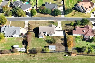 119 Brazos Dr, Hutto, TX 78634 - Photo 33