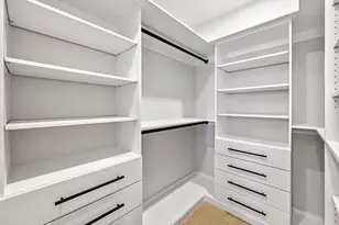 100 W Odell St, Austin, TX 78752 - Photo 29