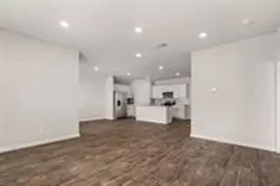 245 Bethpage Dr, San Marcos, TX 78666 - Photo 5