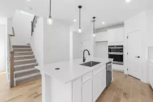 1280 E Main St, Round Rock, TX 78664 - Photo 11