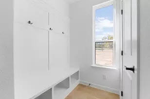 1280 E Main St, Round Rock, TX 78664 - Photo 13