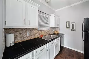12166 Metric Blvd, Austin, TX 78758 - Photo 11