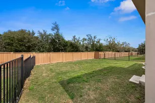 521 Rockport St, Georgetown, TX 78633 - Photo 29